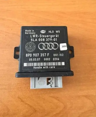Audi A6 S6 C6 4F Light module LCM 8P0907357F 5LA00837901