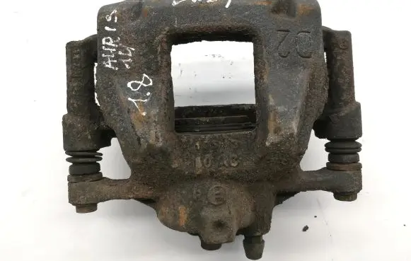 Toyota Auris E180 Front brake caliper