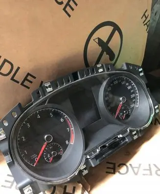 Volkswagen Golf VII Speedometer (instrument cluster) 5G1920740