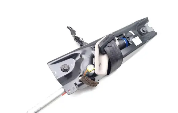 Volvo XC70 Front seatbelt 39806015