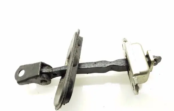 Nissan Qashqai Front door check strap stopper