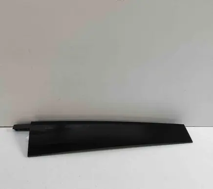 Volkswagen Multivan T6 Front door glass trim molding 7T0837901