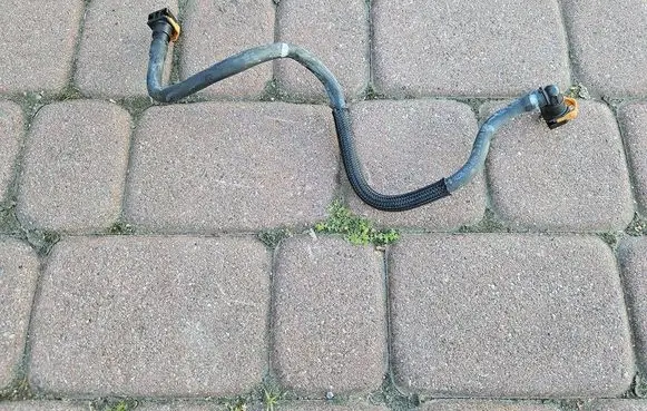 Toyota Camry VIII XV70 Fuel line/pipe/hose 3Z27-
