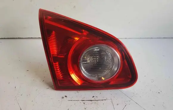 Nissan Qashqai+2 Tailgate rear/tail lights 89071063 265550D800