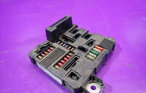 Renault Scenic II - Grand scenic II Fuse box set 8200306032