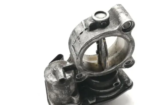 Toyota Verso-S Throttle valve 10378517