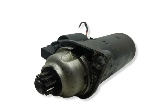 Volkswagen Golf IV Starter motor 1005821744KASACJA 1005821744