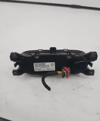 Iveco Daily 5th gen Climate control unit 5801640589 01973408 05190519