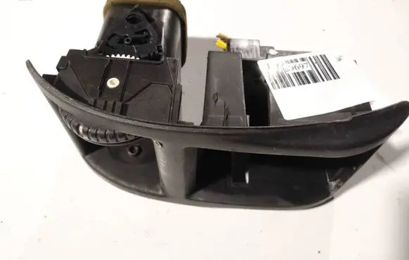Opel Astra G Dash center air vent grill 80560333