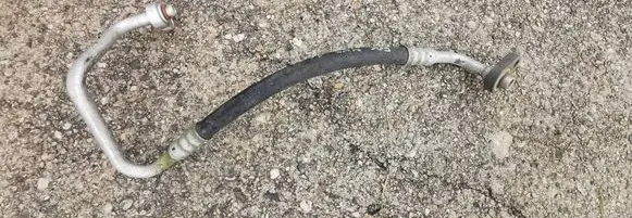 Ford Focus Air conditioning (A/C) pipe/hose
