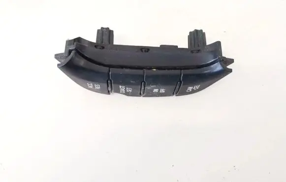 Mitsubishi Pajero Steering wheel buttons/switches 8602a045 c68217xa