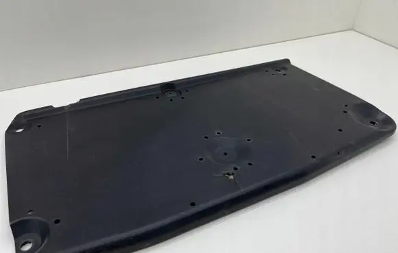 Peugeot 308 Engine splash shield/under tray