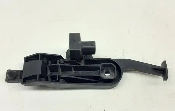 BMW 7 E65 E66 Air filter cleaner box bracket assembly 6942650