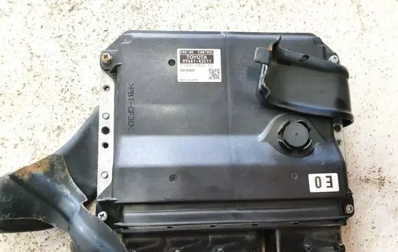 Toyota RAV 4 (XA30) Engine control unit/module 8966142c11