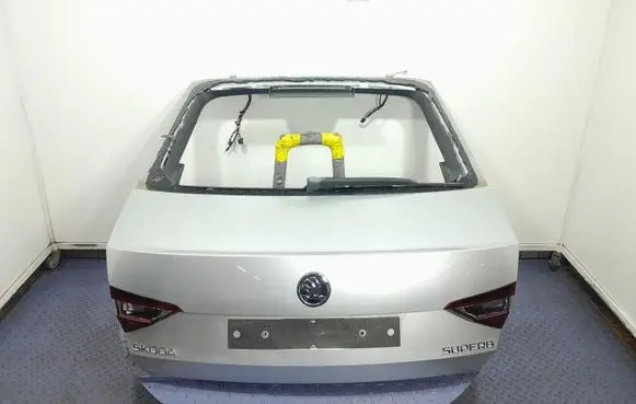Skoda Superb B5 (3U) Tailgate/trunk/boot lid