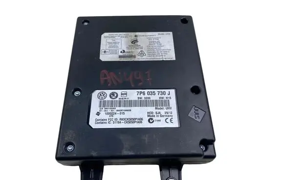 Volkswagen PASSAT B7 Bluetooth control unit module 7P6035730J