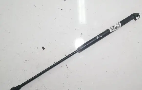 Volkswagen PASSAT B5 Tailgate/trunk strut/damper 