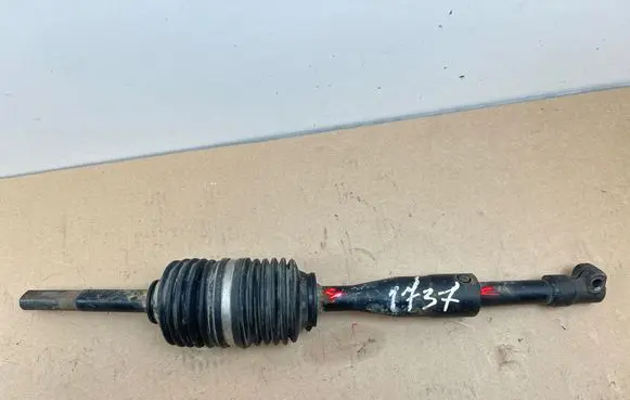 Nissan Navara D40 Steering column universal joint 