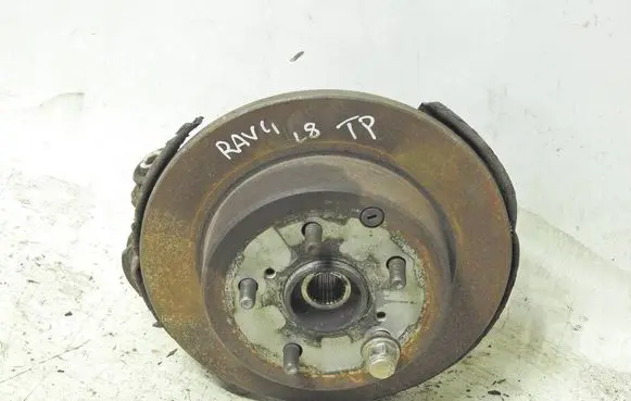 Toyota RAV 4 (XA30) Rear wheel hub