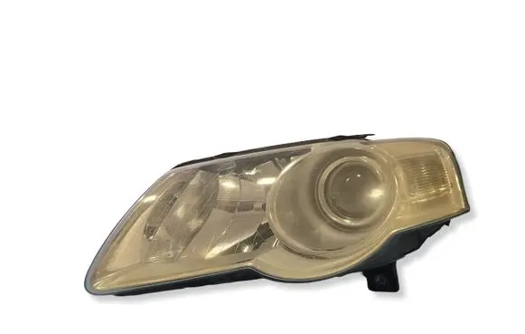 Volkswagen PASSAT B6 Headlight/headlamp 3C0941005M