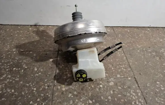 Volvo XC90 Brake booster 32130230 32130202