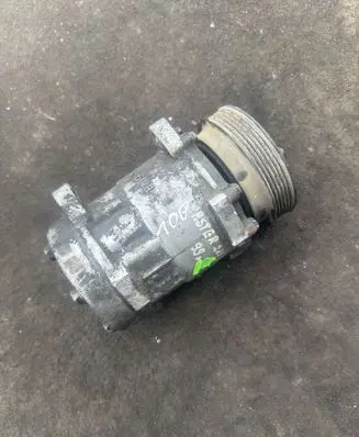 Renault Master II Air conditioning (A/C) compressor (pump) 3389608934 7700300462