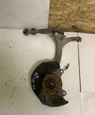 Audi A4 S4 B7 8E 8H Front wheel hub