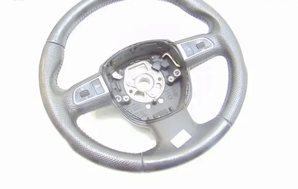 Audi A3 S3 A3 Sportback 8P Steering wheel 8P0124A