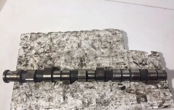 Opel Vectra B Camshaft 90502713 02713