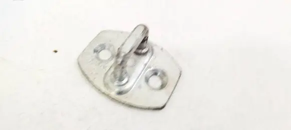 Toyota Corolla Verso AR10 Front door lock loop/hook striker 