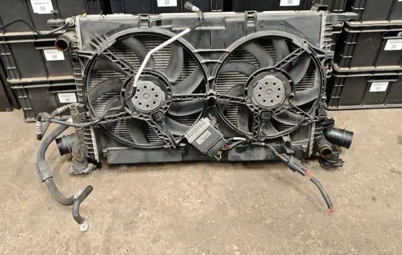 Audi A6 C7 Radiator set 4G0260401A 4G0260401 8K0121251H