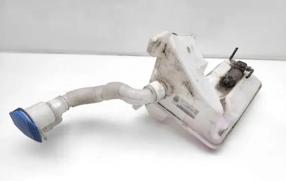 Seat Leon (5F) Windshield washer fluid reservoir/tank 5Q0955453S
