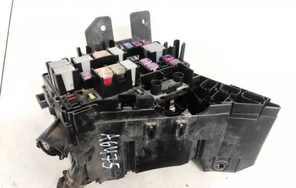 Subaru Outback Fuse box set mb702800b