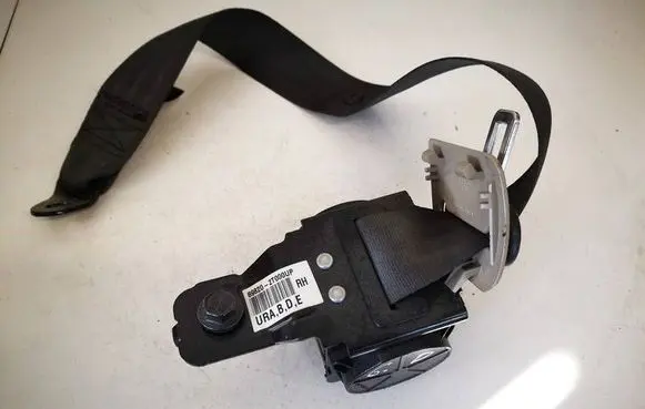 KIA Optima Rear seatbelt 898202t000up 89820-2t000up