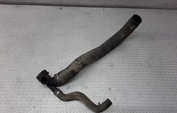 Volkswagen Touareg I Engine coolant pipe/hose 7L6122291A