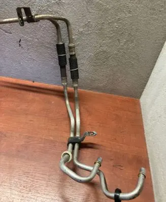 Ram 1500 Gearbox oil cooler pipe/hose 