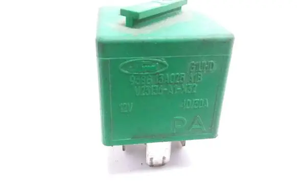 Ford Escort Hazard warning light relay V23136A1X32 93BG13A025