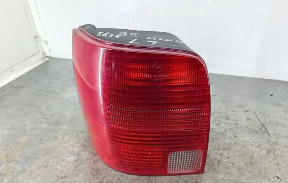 Volkswagen PASSAT B5 Rear/tail lights 3B9945111F