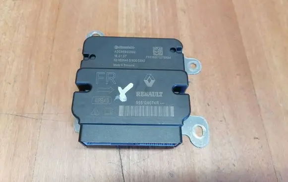 Renault Zoe Airbag control unit/module 985104074R A2C85840002