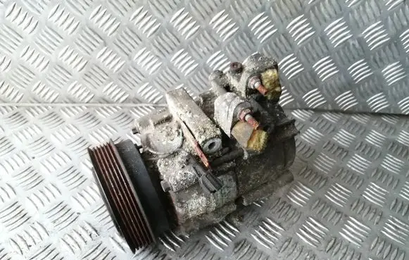 Hyundai Santa Fe Air conditioning (A/C) compressor (pump) F500