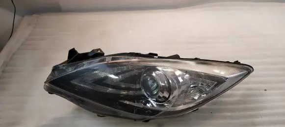 Mazda 3 Headlight/headlamp BBM551040