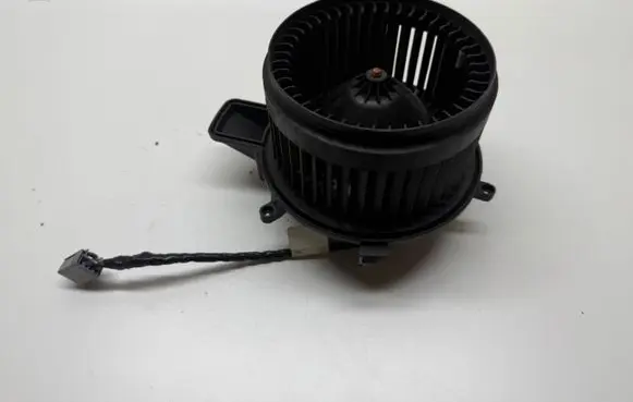 Dodge Durango III Heater fan/blower AY2727006361 04682C