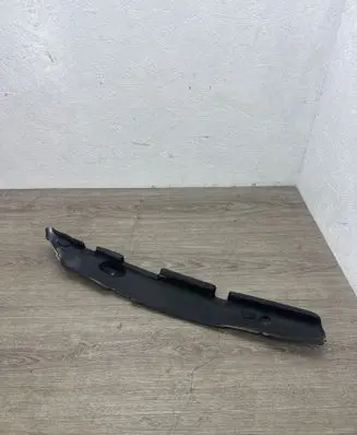 Audi A3 S3 8V Fender end trim 8V0821111C