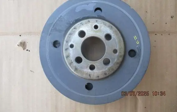 Volkswagen Golf SportWagen Crankshaft pulley 038105243