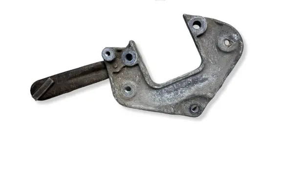 Audi A2 Engine mounting bracket 8Z0199565C