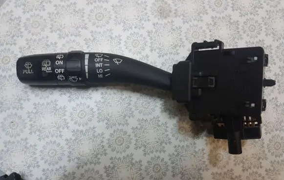 Hyundai Santa Fe Wiper control stalk 202005765