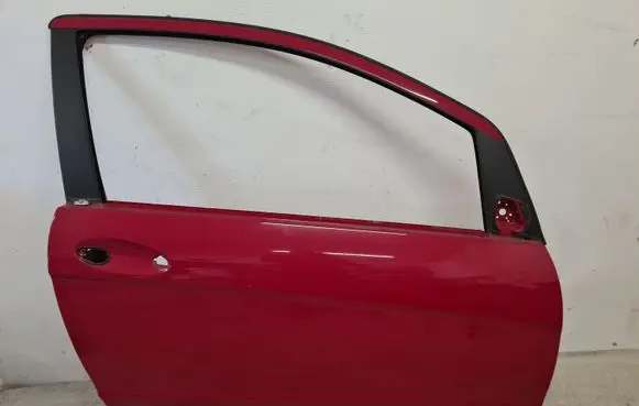 Door (2 Door Coupe)