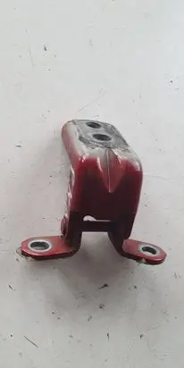 Nissan Leaf I (ZE0) Front door lower hinge 