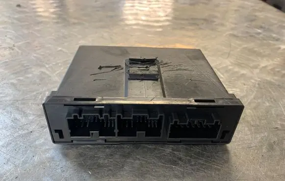 Nissan Primera Comfort/convenience module 28550AV6