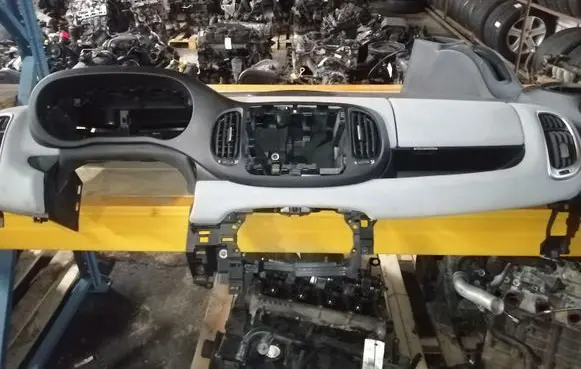 Fiat 500L Dashboard